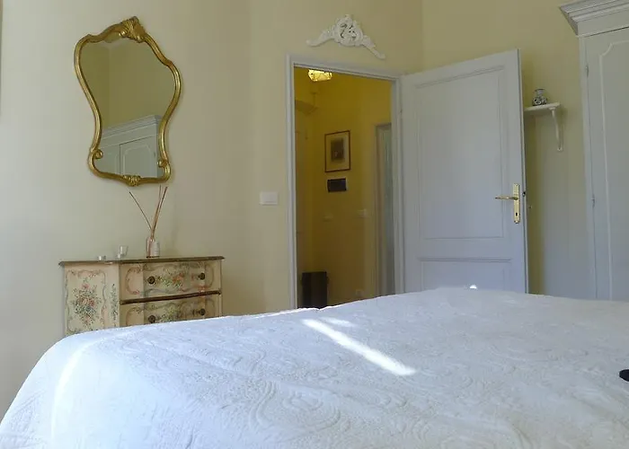 Metastasio Apartment